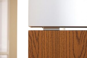Comment combler l'espace entre une porte coulissante et le mur
